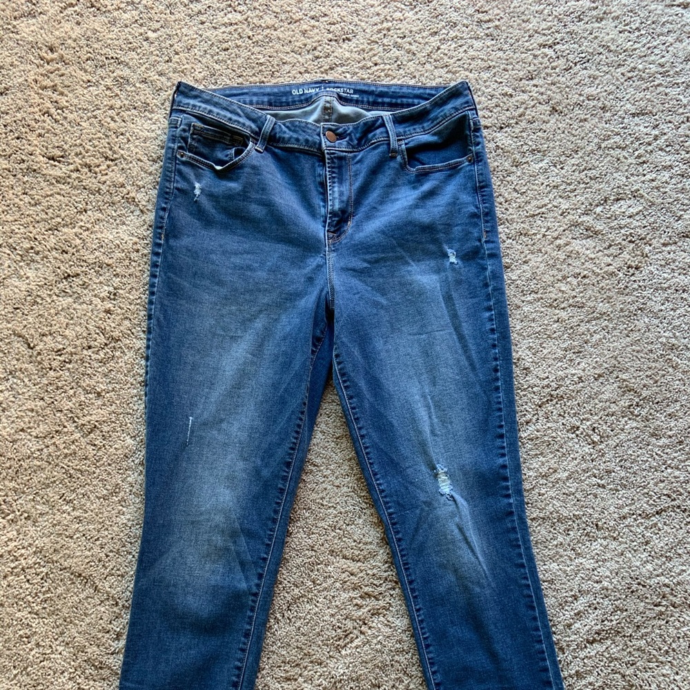 ⭐️Old Navy Rockstar Jeans⭐️